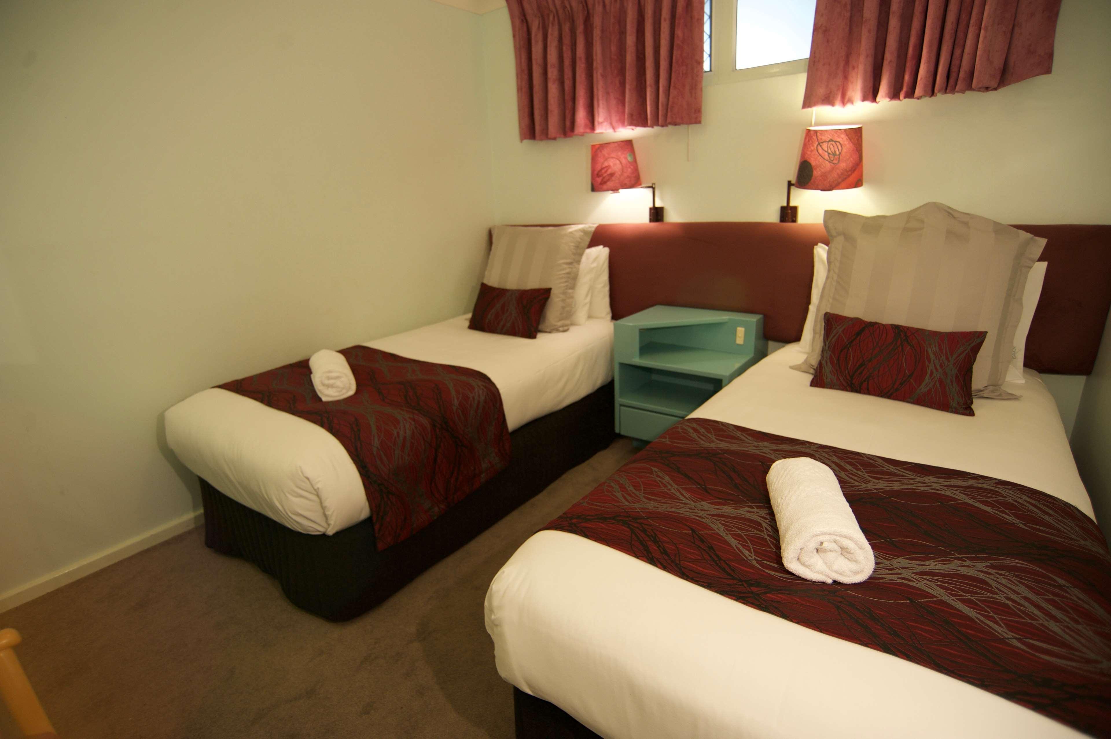 Surestay Hotel By Best Western The Clarence On Melville Albany Bagian luar foto