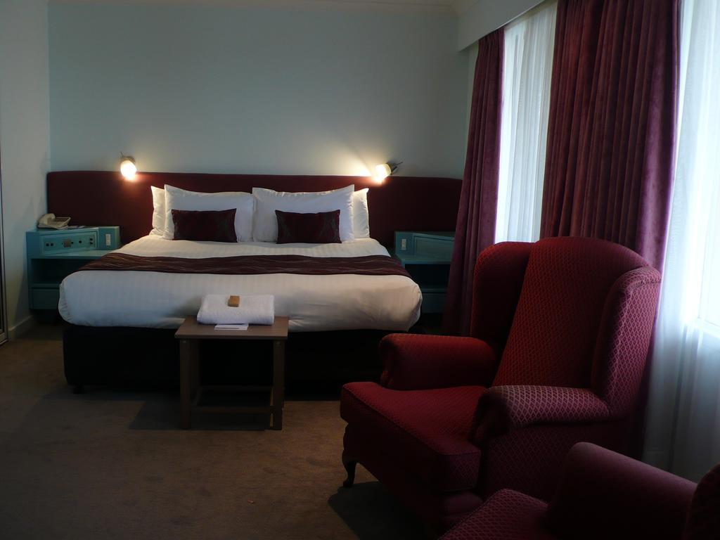 Surestay Hotel By Best Western The Clarence On Melville Albany Bagian luar foto