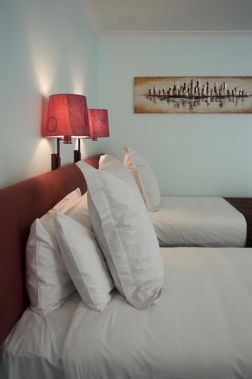 Surestay Hotel By Best Western The Clarence On Melville Albany Bagian luar foto